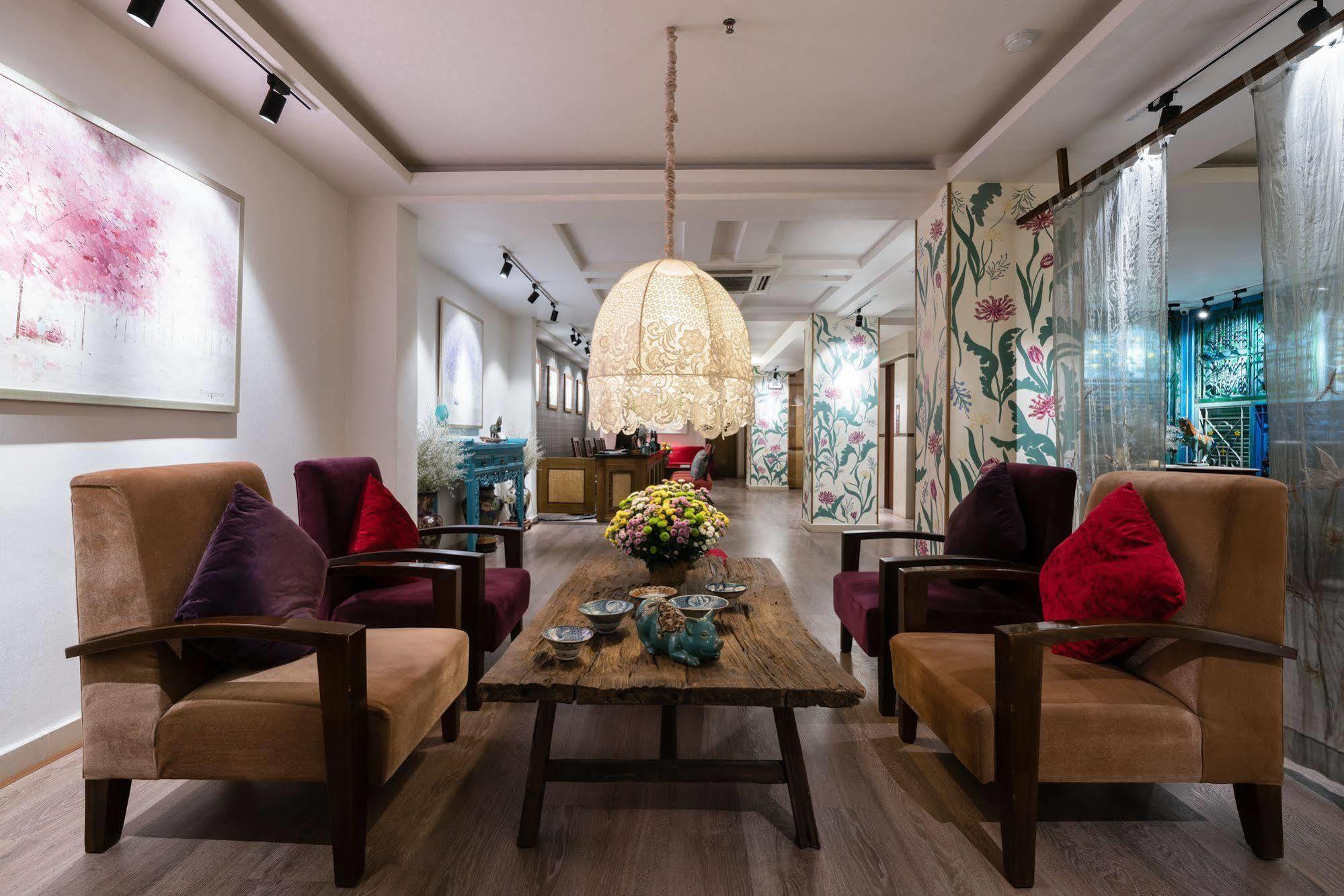 Asian Ruby Center Point Hotel & Spa Ho Chi Minh-stad Buitenkant foto