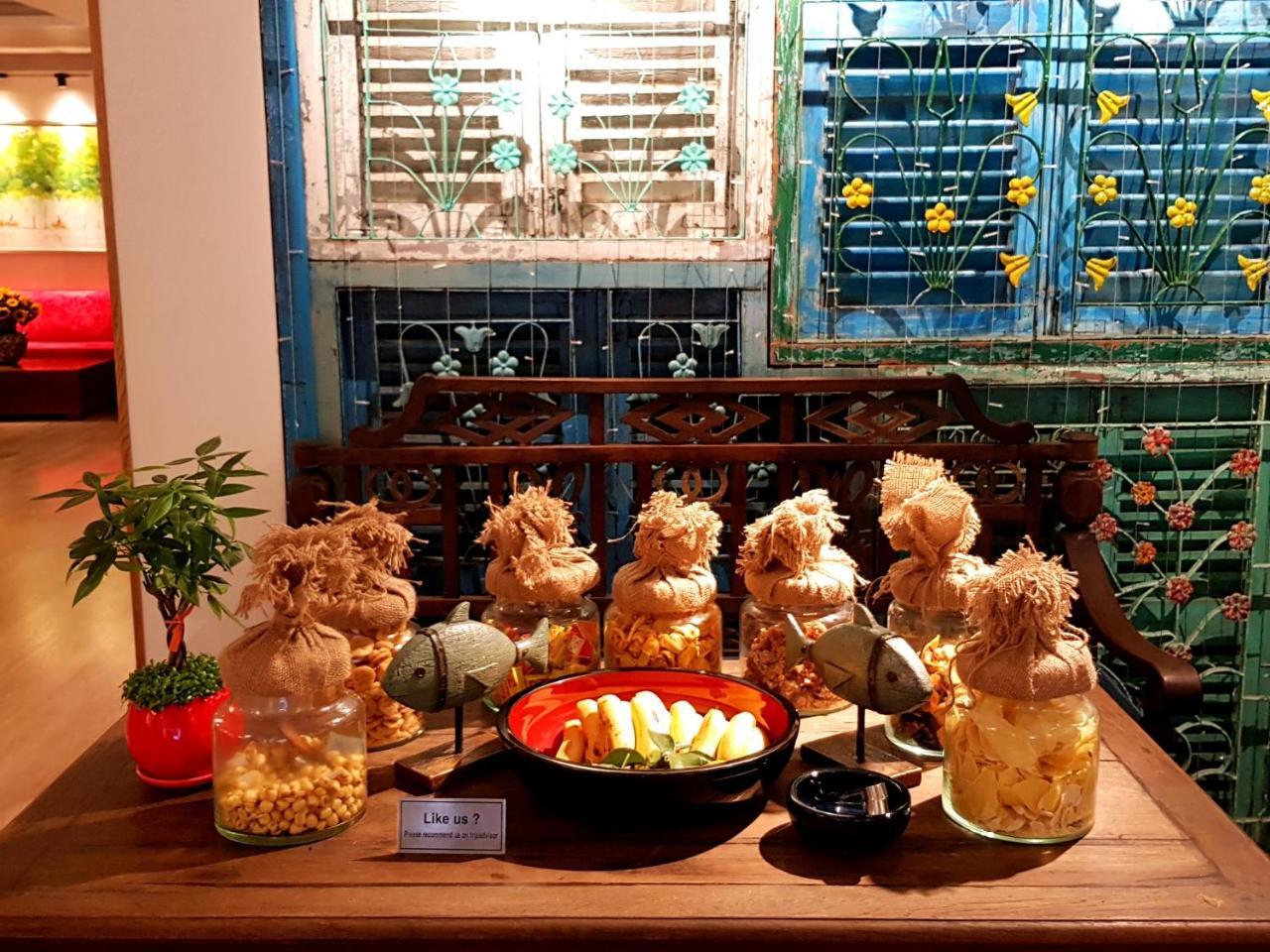 Asian Ruby Center Point Hotel & Spa Ho Chi Minh-stad Buitenkant foto